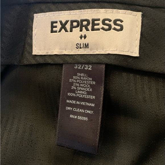 Express Suit - Picture 11 of 13